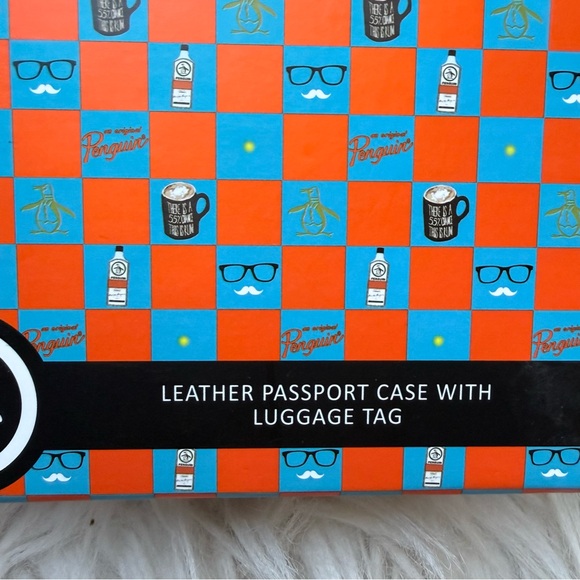 NWT Original Penguin Black Leather Passport Case with Luggage Tag - Picture 2 of 9